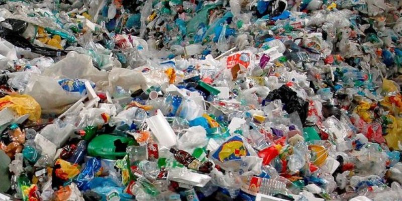 Comment les plastiques nuisent à notre environnement